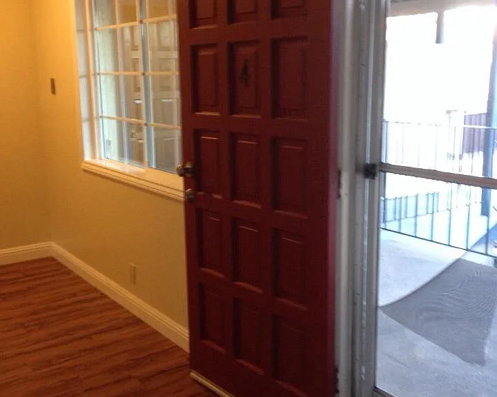 885 Branham Ln — Photo 12