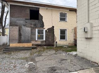 51 Feneley Ct, Pontiac, MI 48342