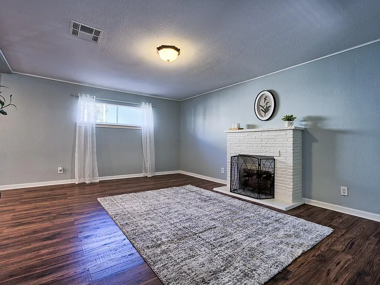 5907 Nancy Ann St — Photo 8