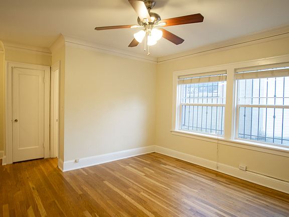 3rd image of 1904 NE Couch St #A