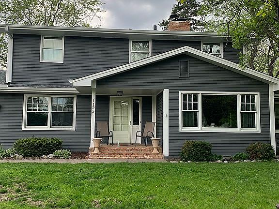 2nd image of 1125 Vagabond Ln N