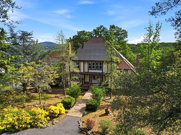 5th image of 1790 Deer Valley Rd