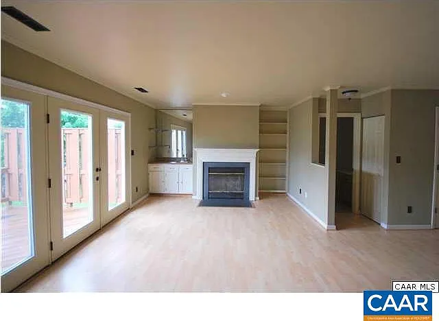 2 bed, 2.0 bath, 1878 sqft, $1,900 — Photo 2