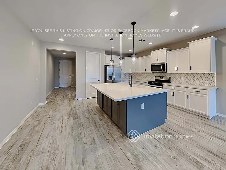 3008 N 198th Ln — Photo 7