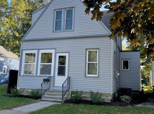 725 2nd St NW, Faribault, MN 55021