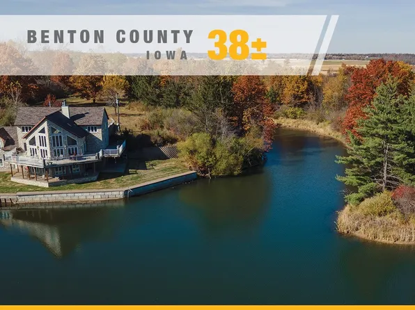 6235 33rd Avenue Dr, Shellsburg, IA 52332