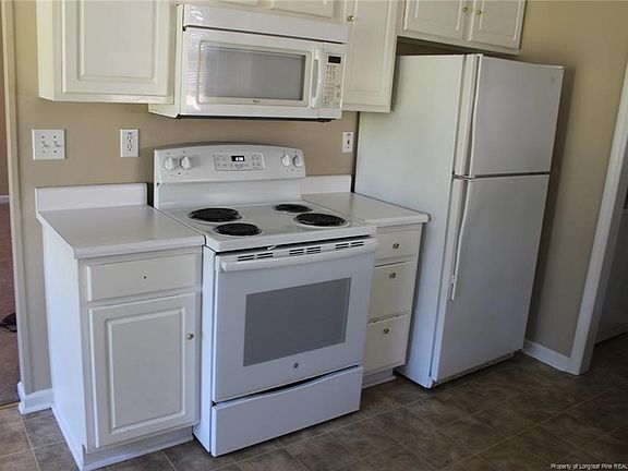 4th image of 1583 Clan Campbell Dr