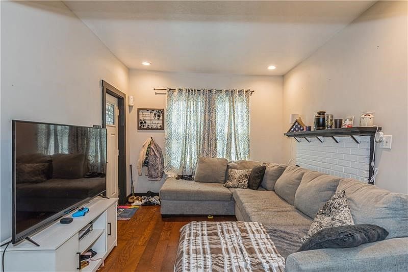 473 E 7th Ave, Tarentum, PA 15084 | Zillow
