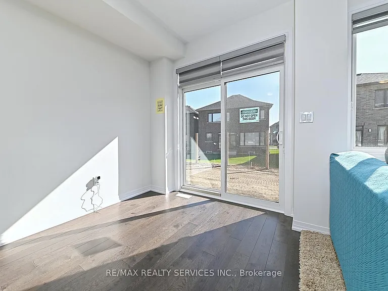 15 Blacklock St #19 — Photo 17