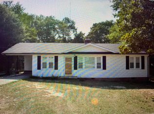 1805 Hilton St, Camden, SC 29020