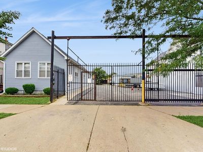 5021 W Grand Ave, Chicago, IL, 60639