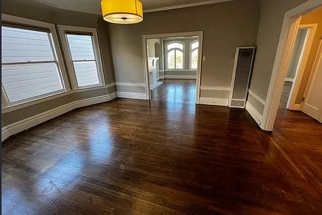 1st image of 2609 Lake St #2