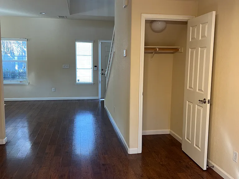 4200 San Jeronimo Ter — Photo 16