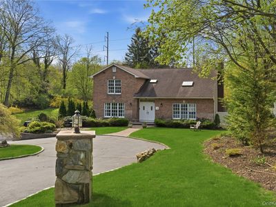 12 Pond Drive, Syosset, NY, 11791