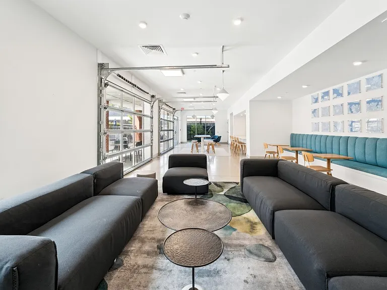 The Point on 38th Apartments — Photo 5