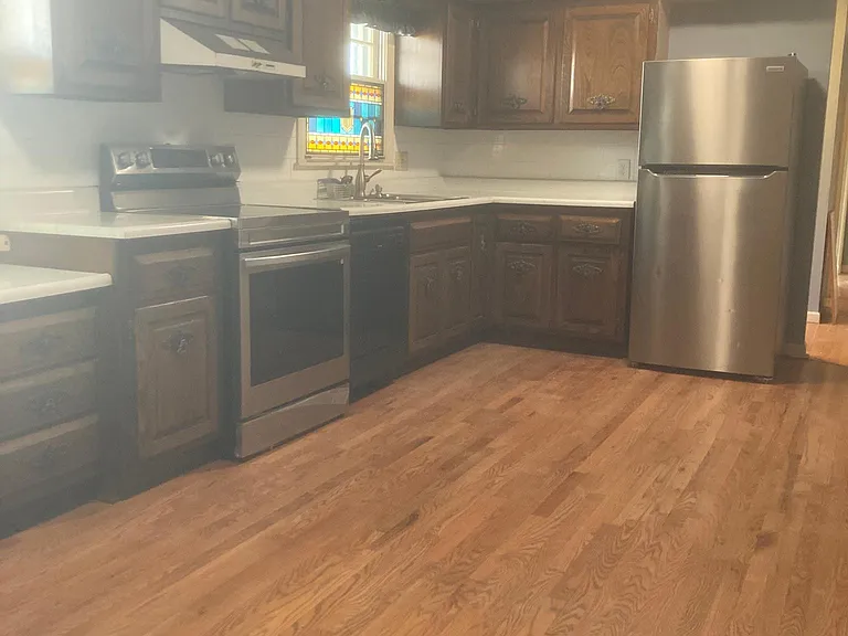 810 N Pawnee Ave — Photo 2