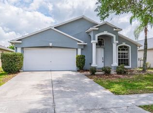 7310 Newhall Pass Ln, Wesley Chapel, FL 33545