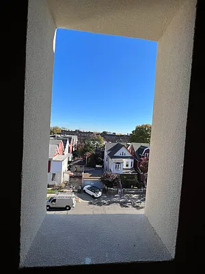 Rented by Delmark Realty LLC | media 23