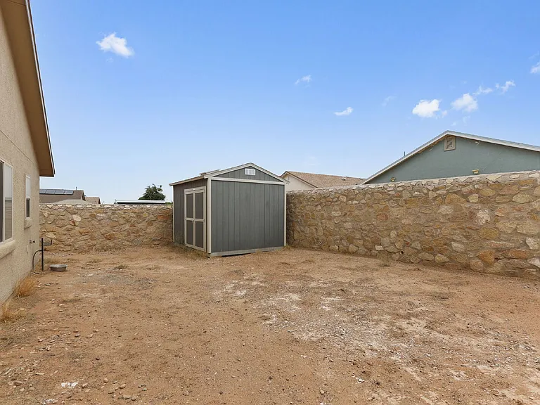 7224 Dust Storm Ln — Photo 44