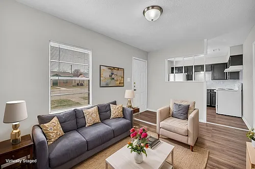 201 W Avenue G #201 Photo 1