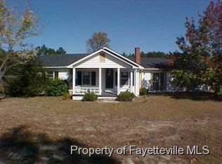 10003 Ruth Vinson Rd, Autryville, NC 28318