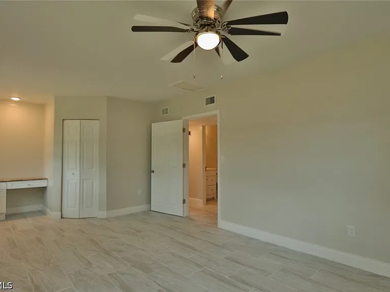 11 California Rd #B — Photo 13