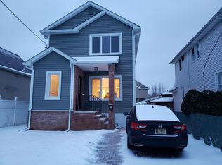 62 Koster St, Wallington, NJ 07057