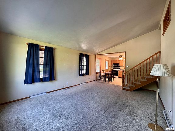 4th image of 439 E Yeiser St