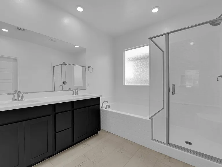 4368 Bayley Skye Ave — Photo 17