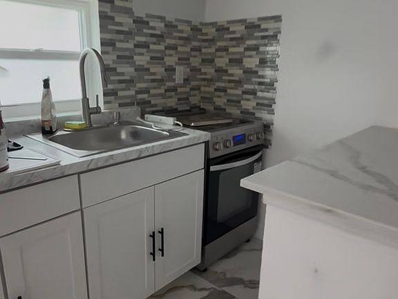 2nd image of 20737 NW 41st Ave