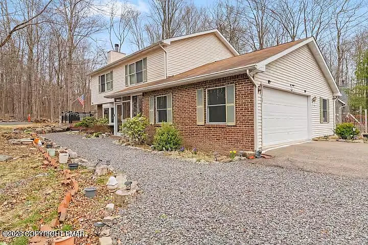 Building Photo - 187 Choctaw Dr