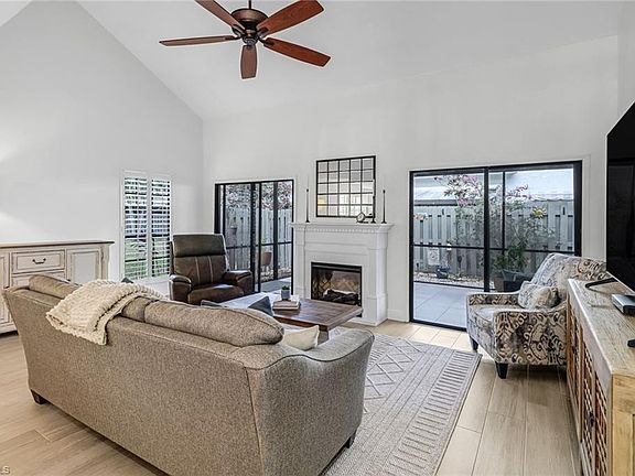 4th image of 833 Meadowland DR #F