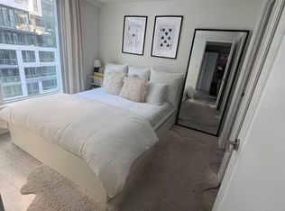 27 Bathurst St #716, Toronto, ON M5V 0C6