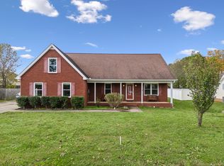 3331 Meadowhill Dr, Murfreesboro, TN 37130