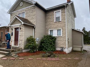224 S Main St, Slippery Rock, PA 16057