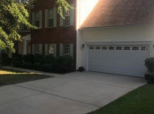 142 Bathurst Ln, Simpsonville, SC 29681