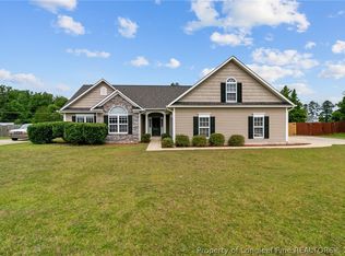 6704 Valley Falls Rd, Hope Mills, NC 28348