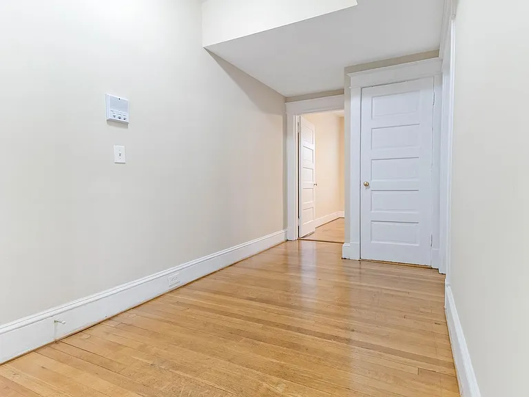 1724 T St NW #23 — Photo 17