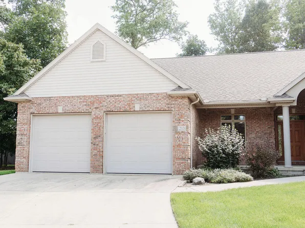 213 Peridot Dr, Anna, OH 45302
