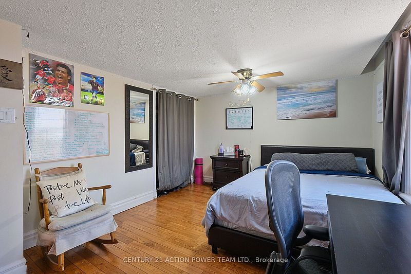 Ottawa House for rent - 4 Bedrooms — photo 18