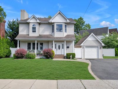 146 Melville Road, Farmingdale, NY, 11735