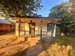 2710 Mitchell St, Dallas, TX 75210