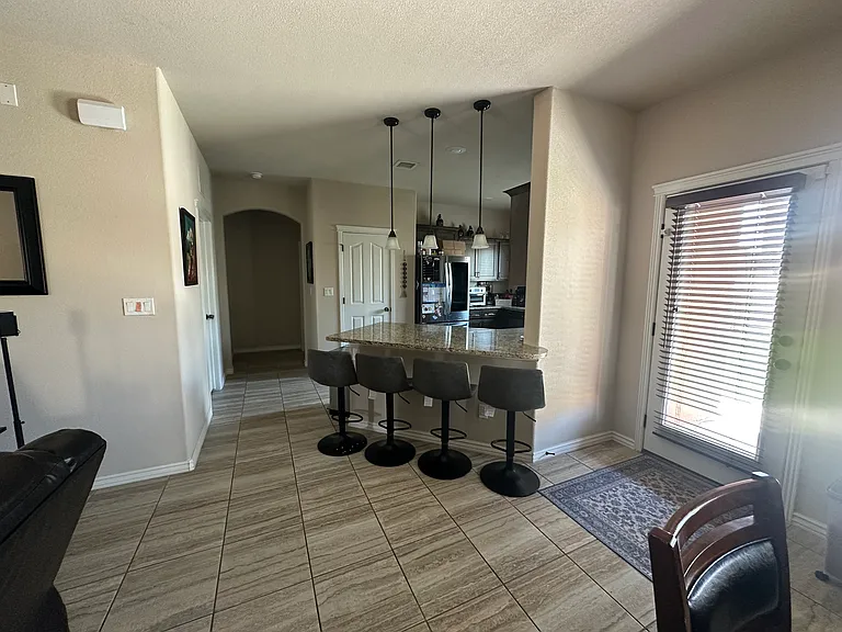 14264 Russ Leach Ave — Photo 17
