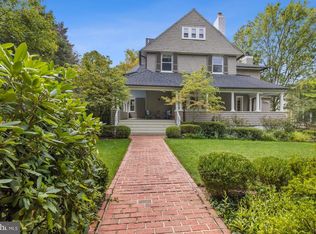 8 Grafton St, Chevy Chase, MD 20815
