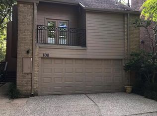 108 Sugarberry Cir, Houston, TX 77024