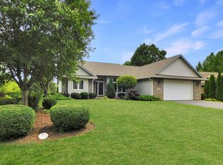 128 Foxfire Pl, Rockton, IL 61072