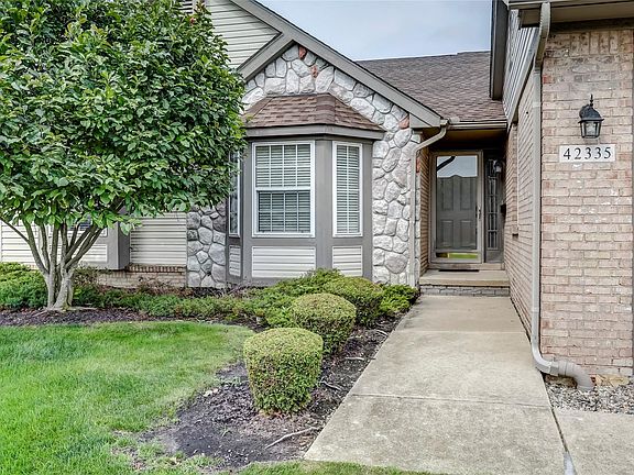 2nd image of 42335 Crestwood