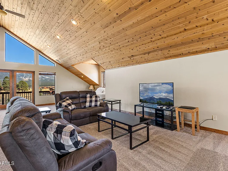 8950 W Antoinette Way — Photo 110