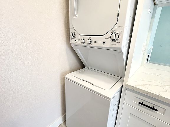 5th image of 4119 Highland Ave Unit 7