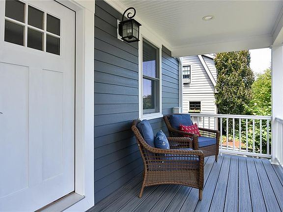 3rd image of 233 Gibbs Ave